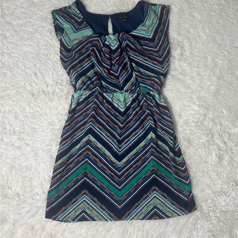 Stylish Chevron Patterned Dress
